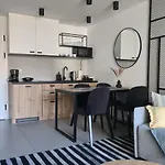 Lejlighed Nadmorski Loft Port - 750 M Od Plazy Kołobrzeg