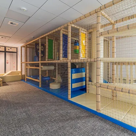 Διαμέρισμα Nadmorski Loft Port - 750 M Od Plazy Kołobrzeg