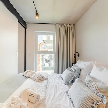Nadmorski Loft Port - 750 M Od Plazy Апартаменты Колобжег