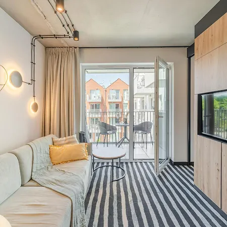 Nadmorski Loft Port - 750 M Od Plazy Апартаменты *
