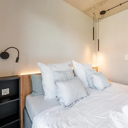 Nadmorski Loft Port - 750 M Od Plazy Apartmán Kolobřeh