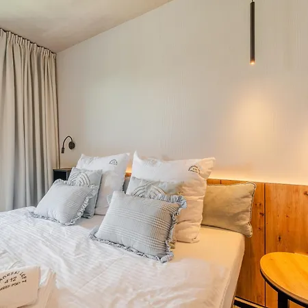Nadmorski Loft Port - 750 M Od Plazy Apartmán *
