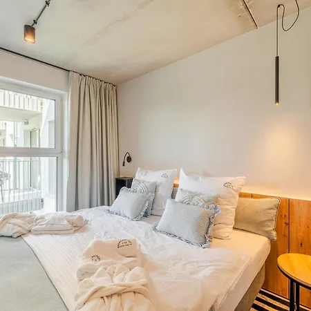 Nadmorski Loft Port - 750 M Od Plazy Apartmán
