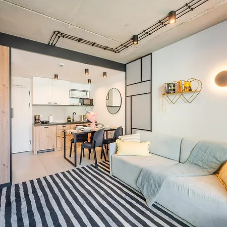 Nadmorski Loft Port - 750 M Od Plazy Kolobřeh