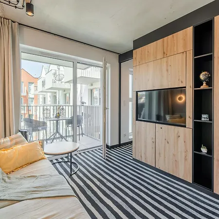 Nadmorski Loft Port - 750 M Od Plazy Apartmán *
